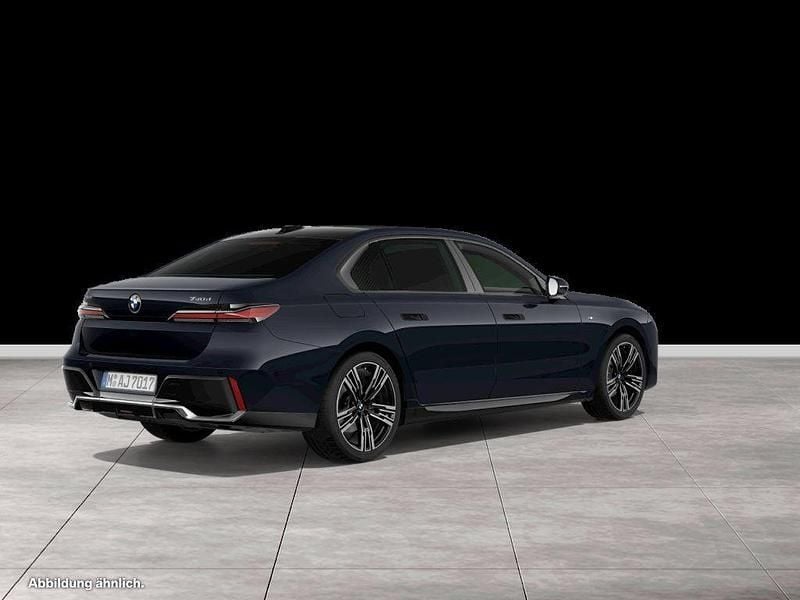 Gebraucht BMW 740 Comfort Edition 299 PS (219 kW) 2025 Limousine