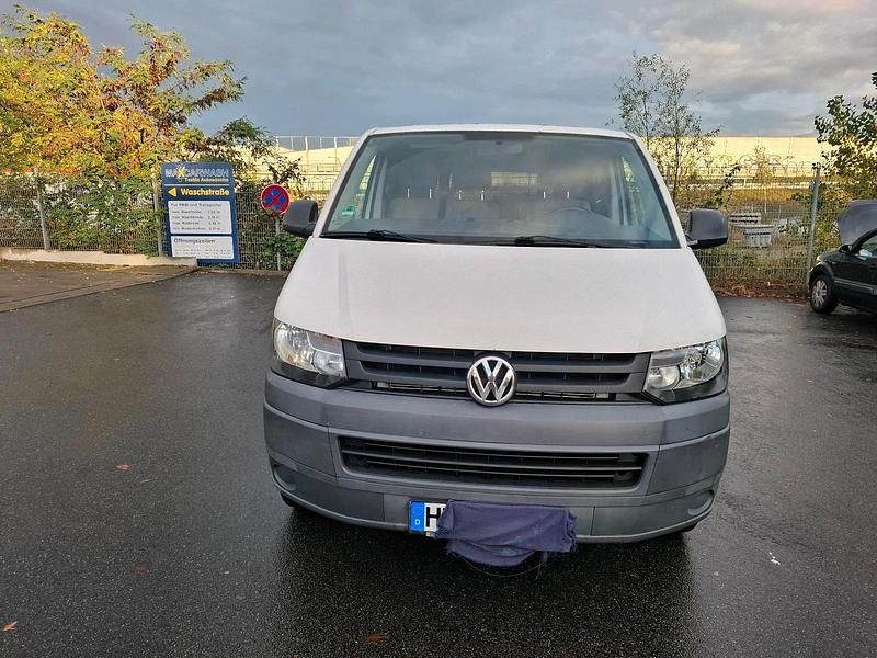 Weiß Gebraucht 2010 VW T5 Van | 9.000 € (Fairer Preis) - Bild 1/4