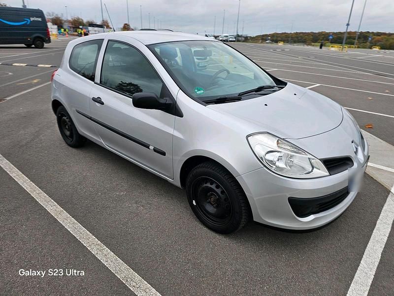Brugt Renault Clio II 75 HK (55 kW) 2006 Sølv Hatchback