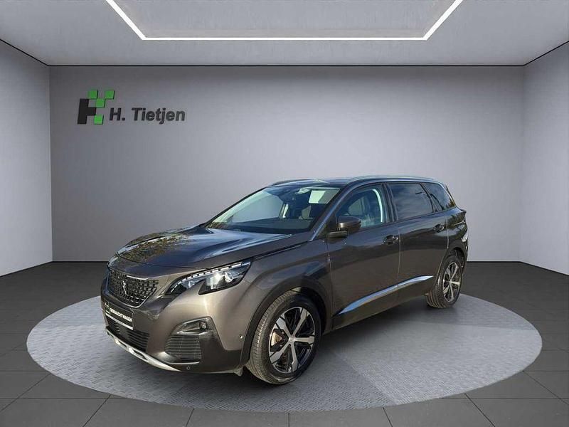 Grau Gebraucht 2018 Peugeot 5008 Allure Van / Kleinbus | 20.590 € (Superpreis) - Bild 1/4