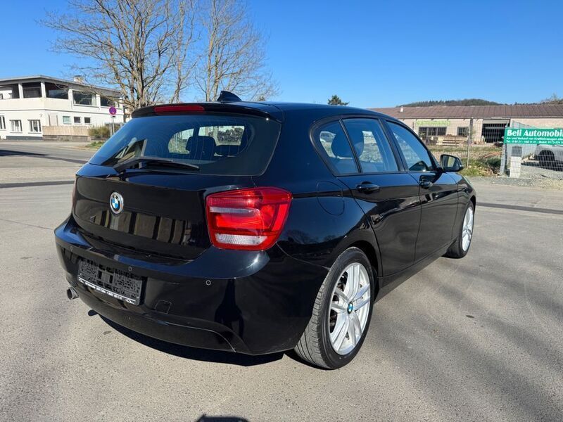 Gebraucht BMW 116 Comfort Edition 116 PS (85 kW) 2011 Schwarz Kleinwagen