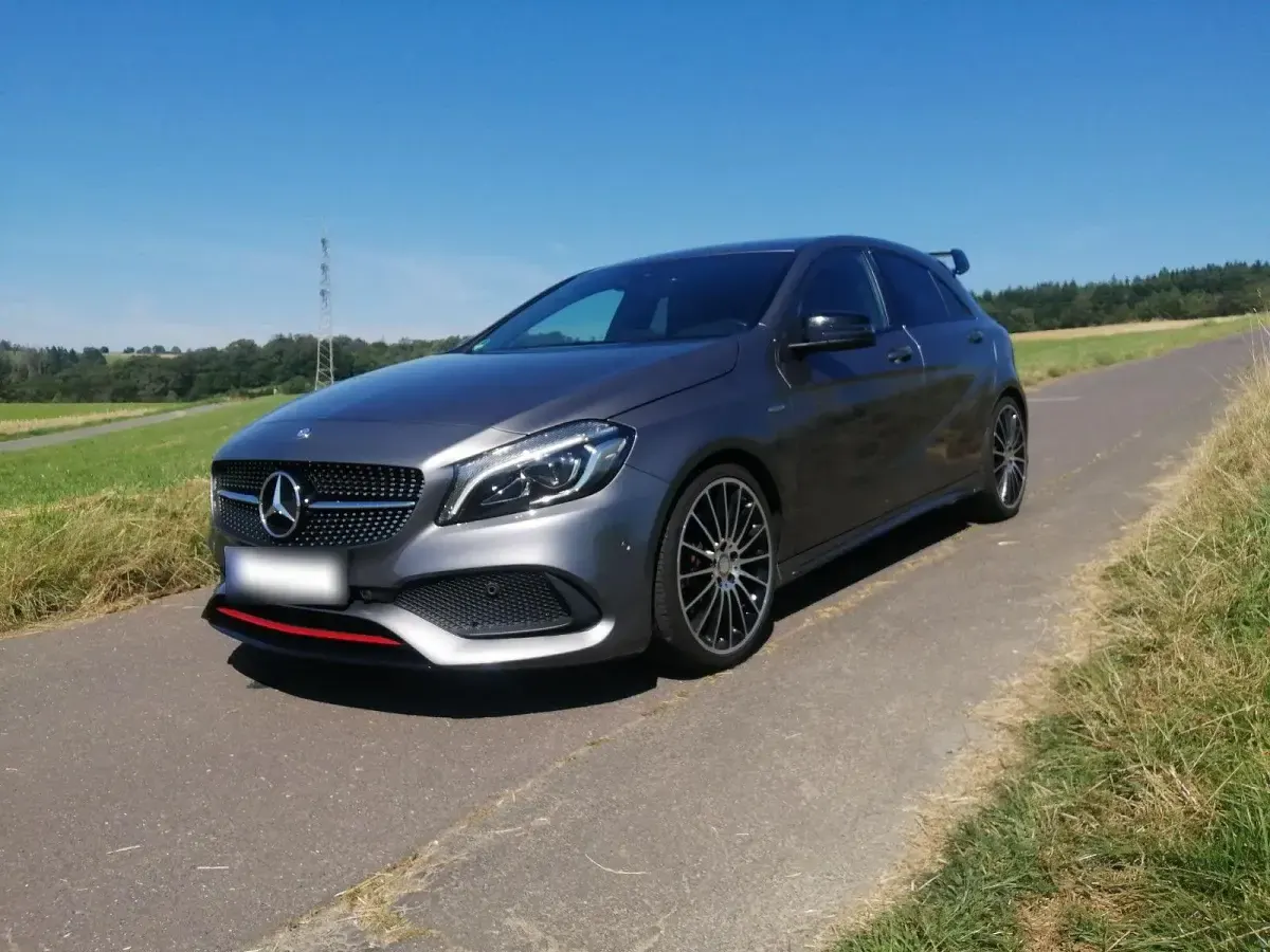 Gebraucht Mercedes A250 AMG 218 PS (160 kW) 2016 Grau Limousine
