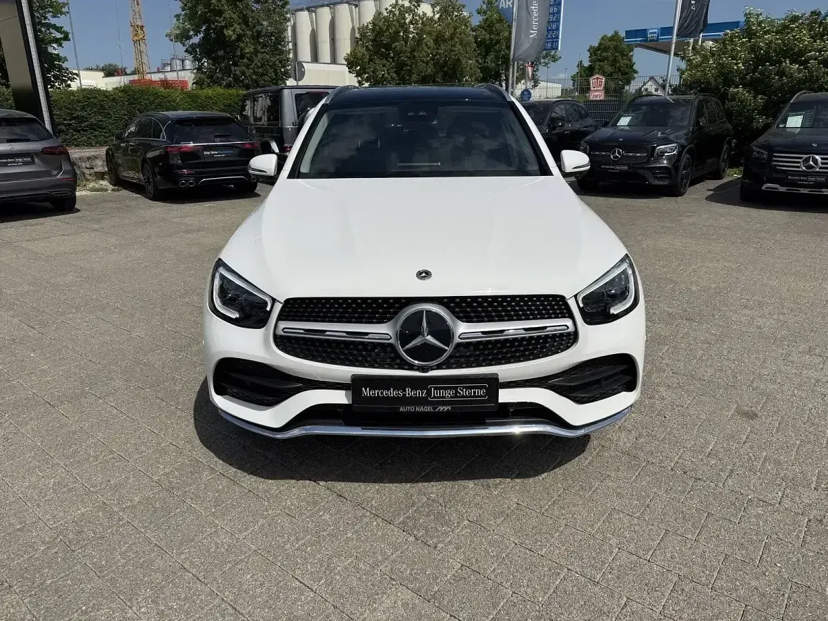 Gebraucht Mercedes GLC300 AMG 258 PS (189 kW) 2021 Andere SUV