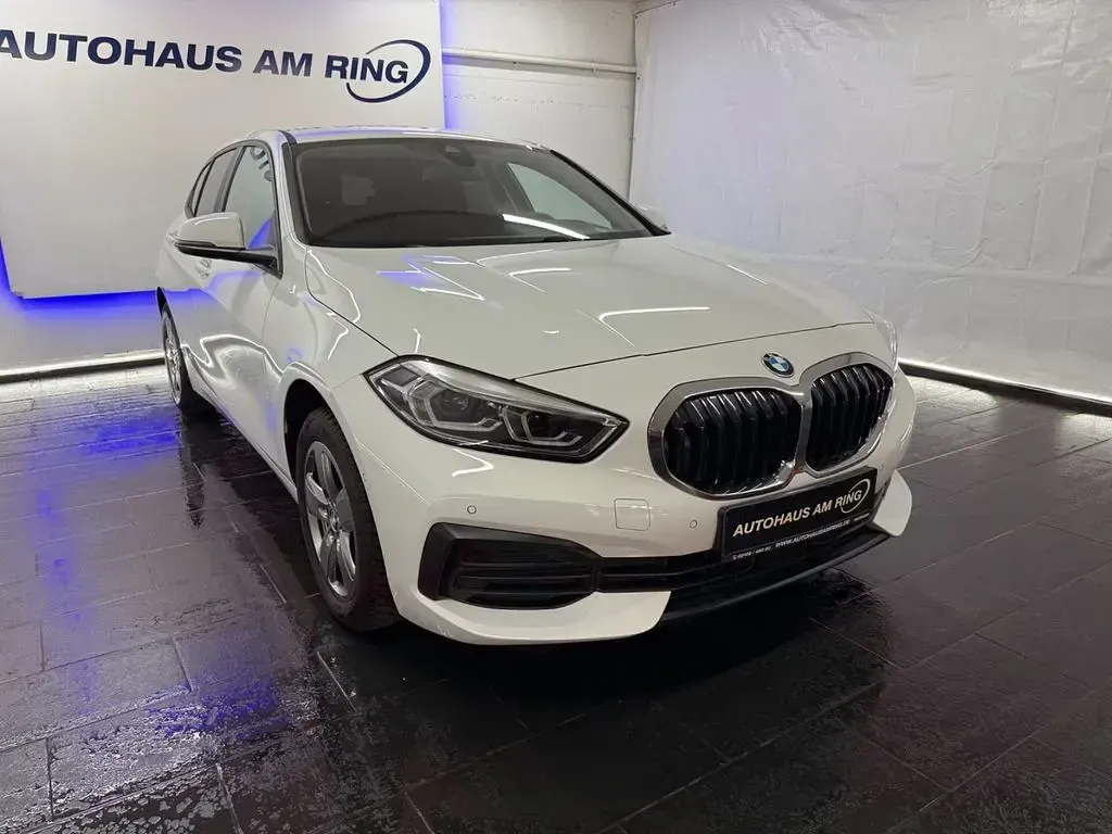 Gebraucht BMW 116 Sport Line 116 PS (85 kW) 2024 Weiß Kleinwagen