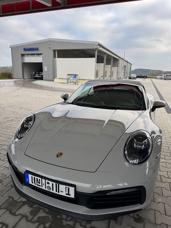 Grau Gebraucht 2019 Porsche 911 Carrera S Cabriolet Cabrio | 120.999 € (Guter Preis) - Bild 1/4