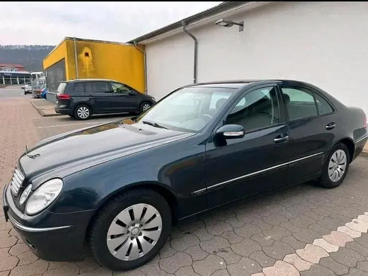 Usata Mercedes E320 224 CV (164 kW) 2004 Nero Berlina