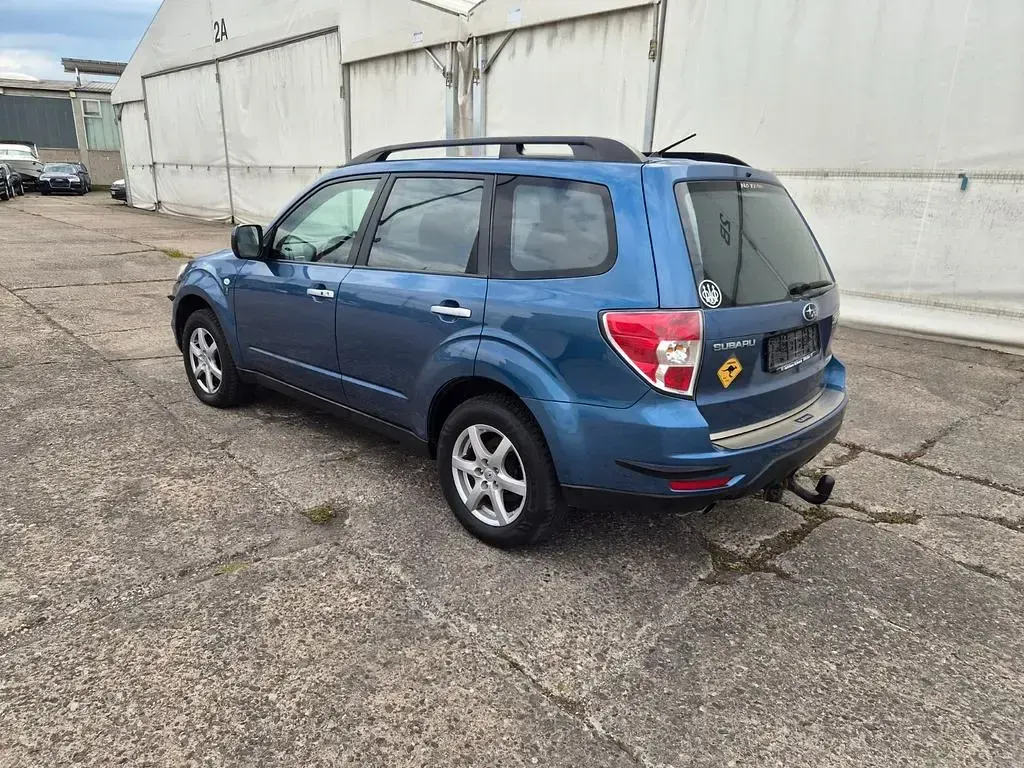 Gebraucht Subaru Forester Exclusive+ 147 PS (108 kW) 2010 Blau SUV