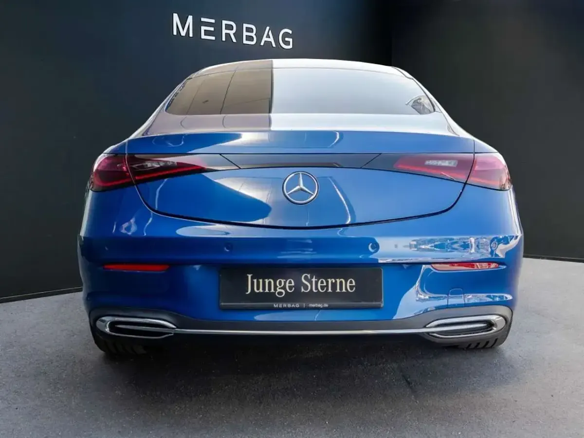 Gebraucht Mercedes CLE200 Avantgarde 204 PS (150 kW) 2024 Blau Coupé