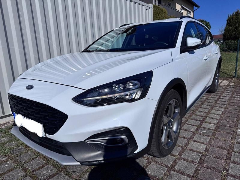 Second-hand Ford Focus Active X 155 CP (114 kW) 2020 Alb Break