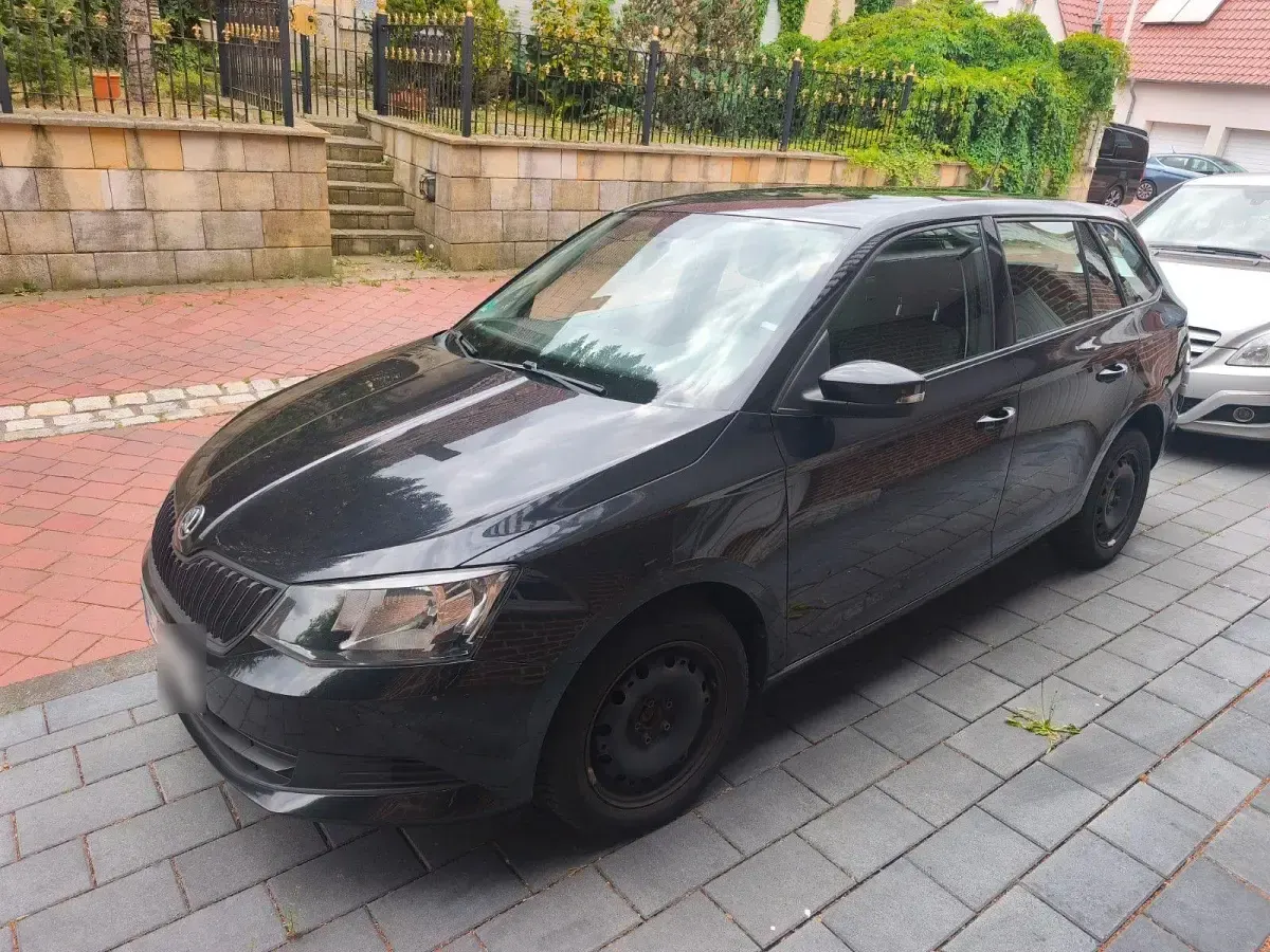 Gebraucht Skoda Fabia 60 PS (44 kW) 2016 Schwarz Kombi
