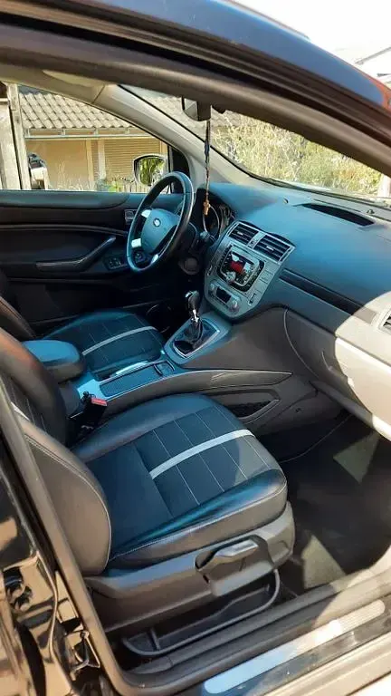 Gebraucht Ford Kuga Titanium 140 PS (102 kW) 2011 Schwarz SUV
