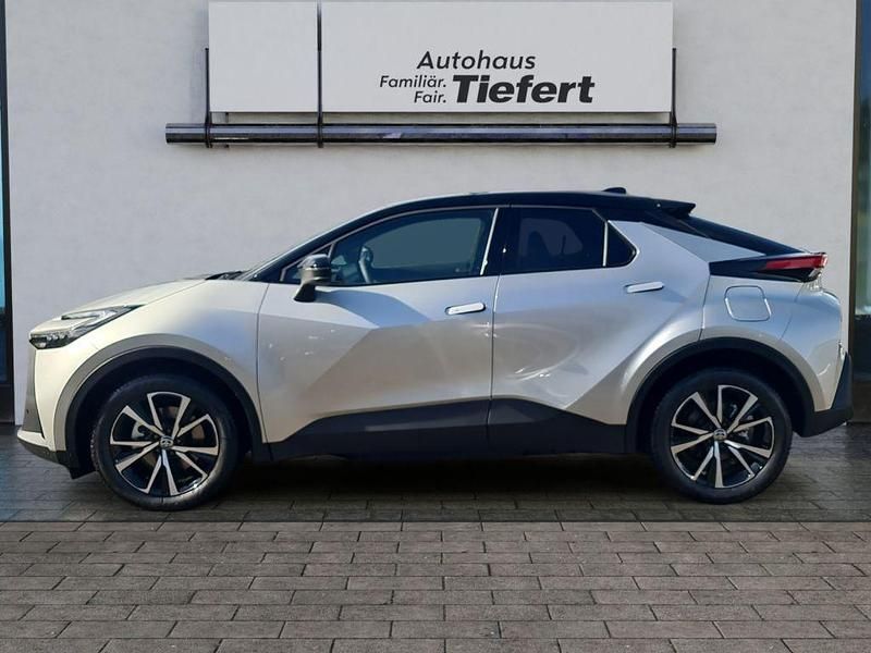 Neu Toyota C-HR 223 PS (164 kW) 2025 Silber SUV
