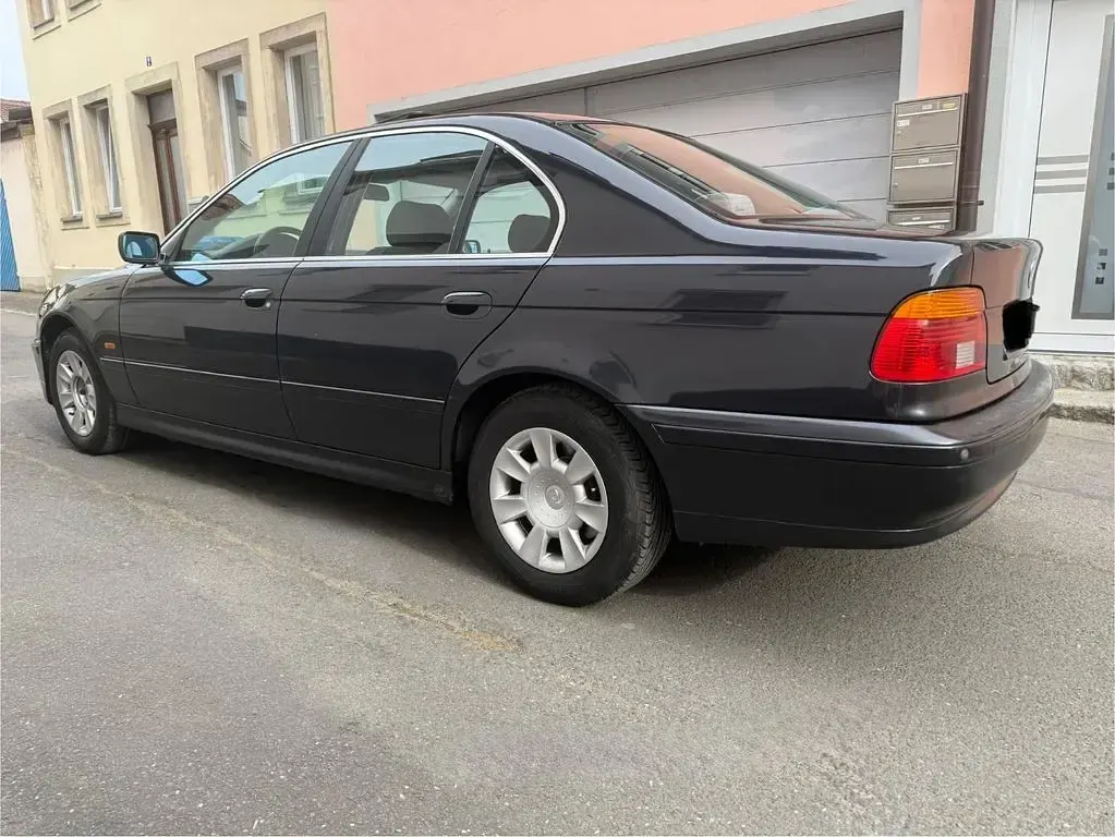 Gebraucht BMW 520 170 PS (125 kW) 2000 Schwarz Limousine