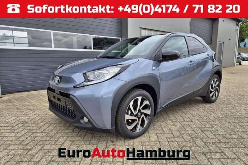 Celestite grey metallic Neu 2025 Toyota Aygo Kleinwagen | 17.590 € - Bild 1/4
