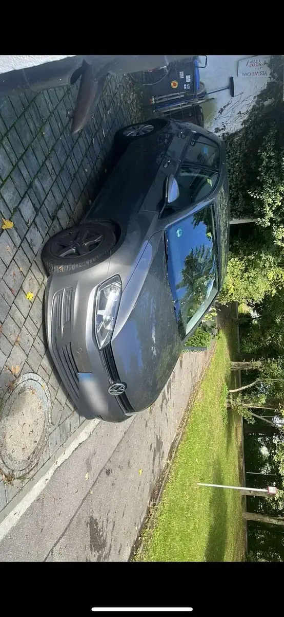 Gebraucht VW Golf VII 86 PS (63 kW) 2013 Grün Kleinwagen