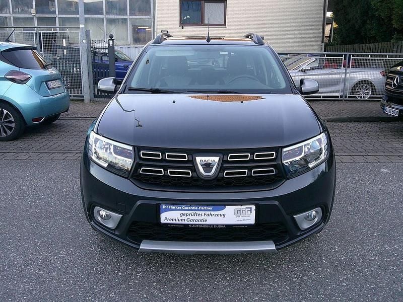 Używany Dacia Logan MCV Stepway 90 KM (66 kW) 2019 Szary Kombi