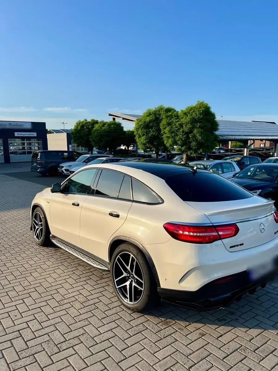 Gebraucht Mercedes GLE43 AMG AMG 367 PS (269 kW) 2017 Weiß Coupé