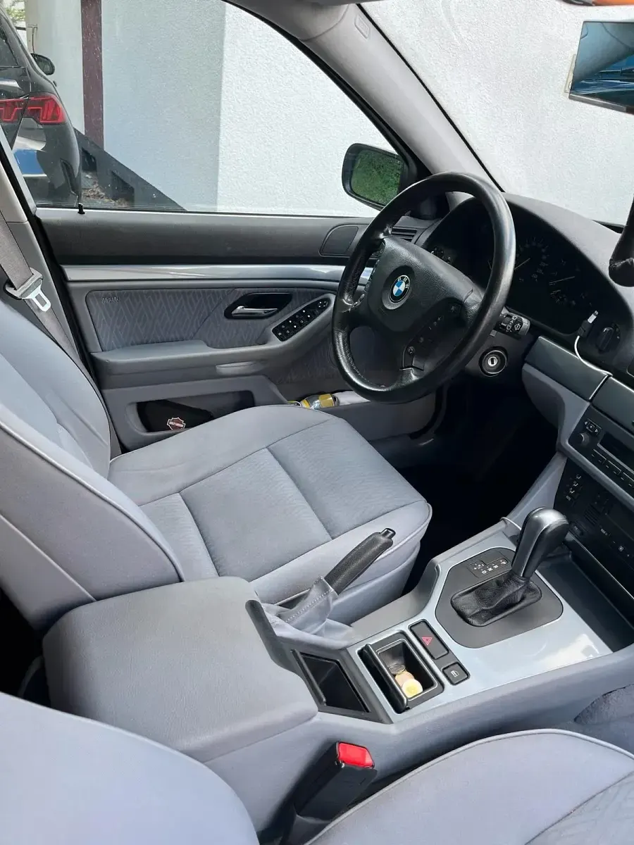 Usata BMW 520 170 CV (125 kW) 2002 Grigio Berlina