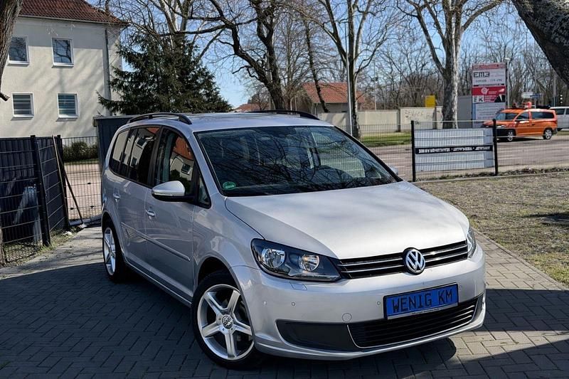Gebraucht VW Touran 105 PS (77 kW) 2014 Silber Van / Kleinbus