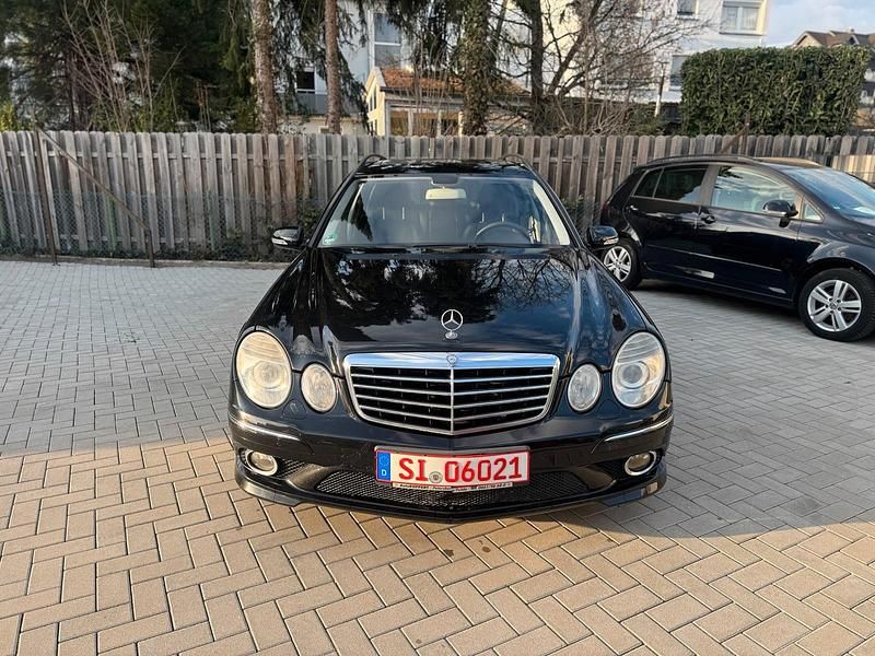 Gebraucht Mercedes E320 Avantgarde 224 PS (164 kW) 2007 Schwarz Kombi
