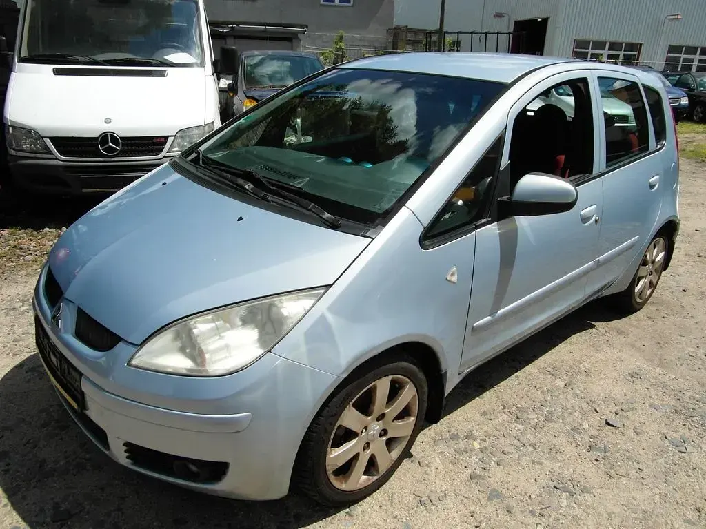 Gebraucht Mitsubishi Colt Instyle 109 PS (80 kW) 2004 Blau Kleinwagen