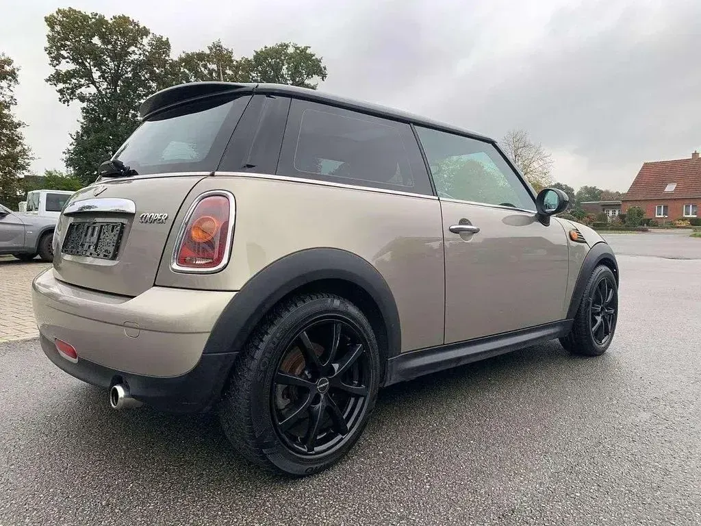 Gebraucht Mini Cooper 120 PS (88 kW) 2007 Silber Kleinwagen