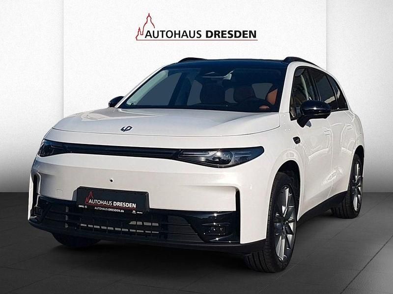 Gebraucht Leapmotor C10 215 PS (158 kW) 2025 Pearly white SUV