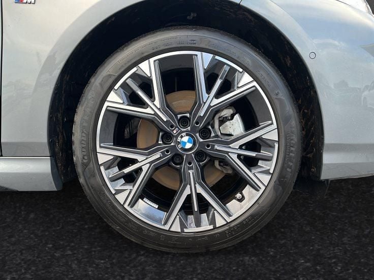 Gebraucht BMW 120 Efficient Dynamics 170 PS (125 kW) 2024 Grau Kleinwagen