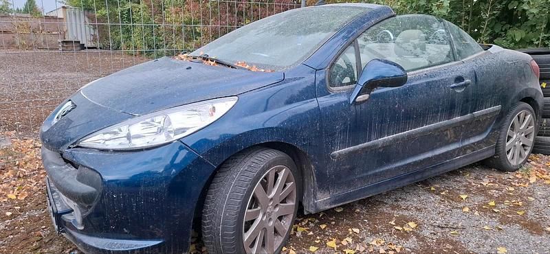 Blau Gebraucht 2009 Peugeot 207 CC Cabrio | 1.850 € (Superpreis) - Bild 1/4