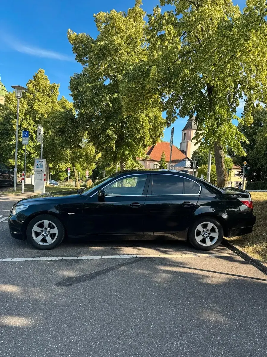 Gebraucht BMW 520 170 PS (125 kW) 2004 Schwarz Limousine