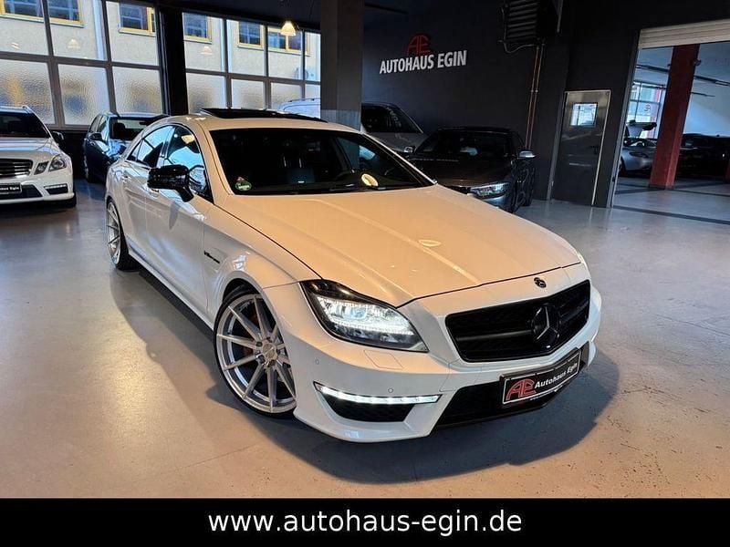 Gebraucht Mercedes CLS63 AMG AMG 557 PS (409 kW) 2011 Weiß Limousine