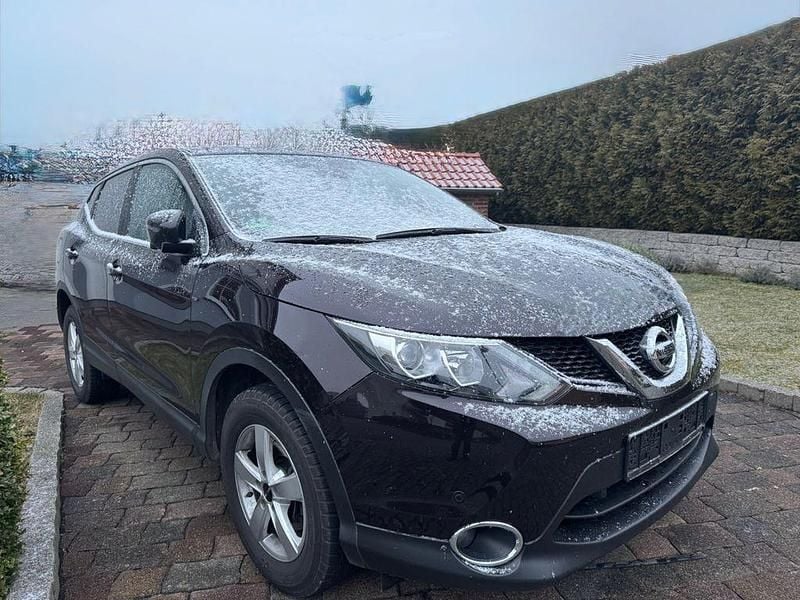 Gebraucht Nissan Qashqai 360º 163 PS (119 kW) 2015 Braun SUV