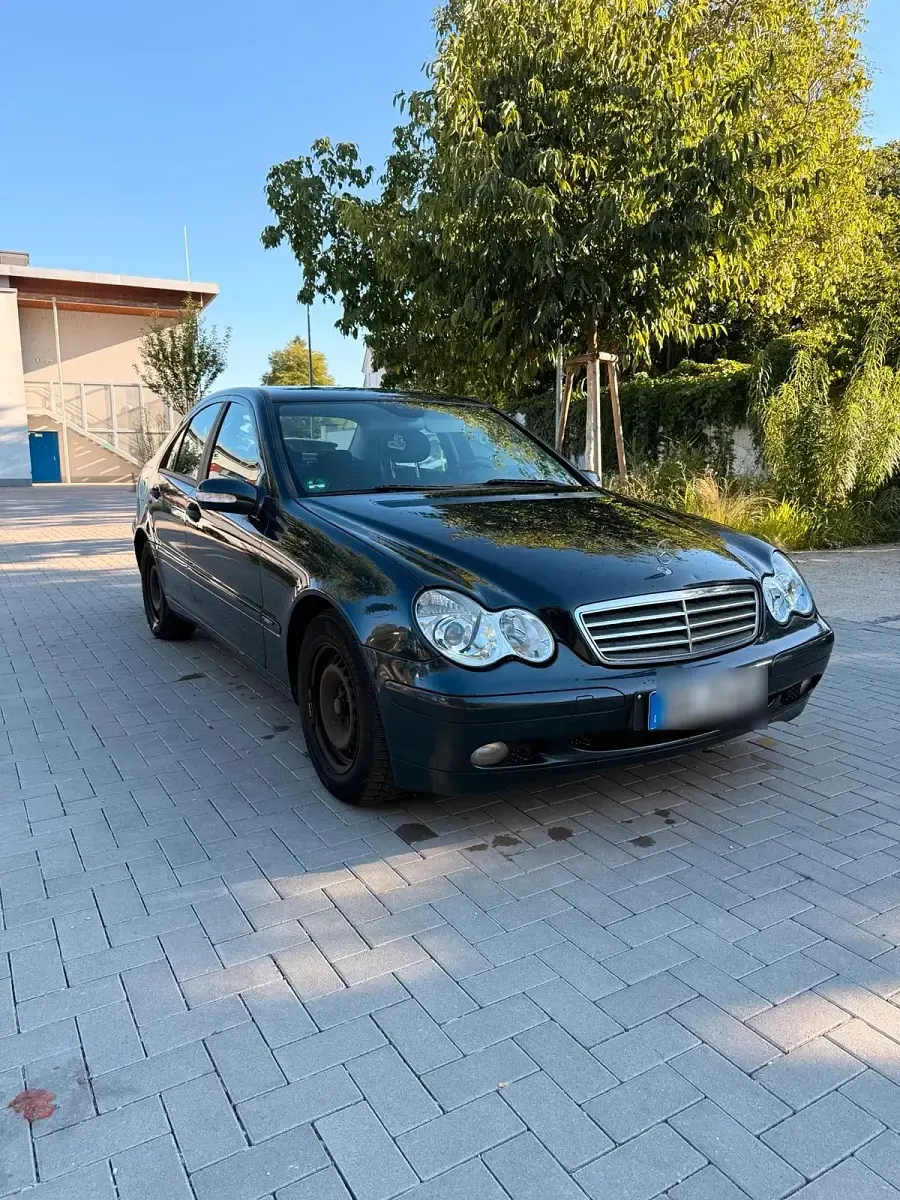 Gebraucht Mercedes C180 Classic 143 PS (105 kW) 2004 Schwarz Limousine