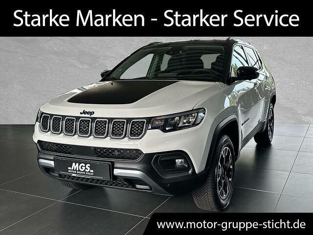 Gebraucht Jeep Compass 241 PS (177 kW) 2024 Alpine white SUV