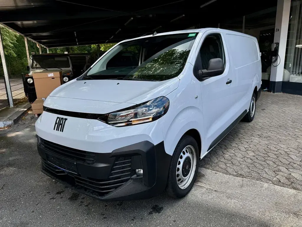 Gebraucht Fiat Scudo 177 PS (130 kW) 2024 Weiß Van