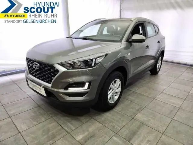 Grau Gebraucht 2019 Hyundai Tucson SUV | 17.450 € (Fairer Preis) - Bild 1/4