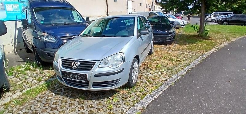 Silber Gebraucht 2006 VW Polo Kleinwagen | 1.950 € (Fairer Preis) - Bild 1/4