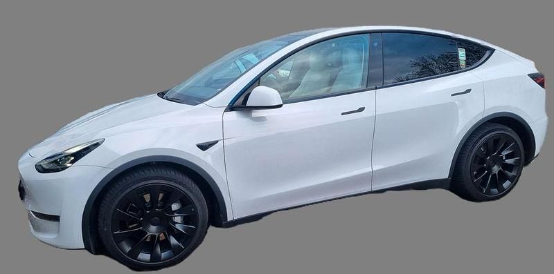 Weiß Gebraucht 2023 Tesla Model Y Performance SUV | 33.399 € (Superpreis) - Bild 1/4