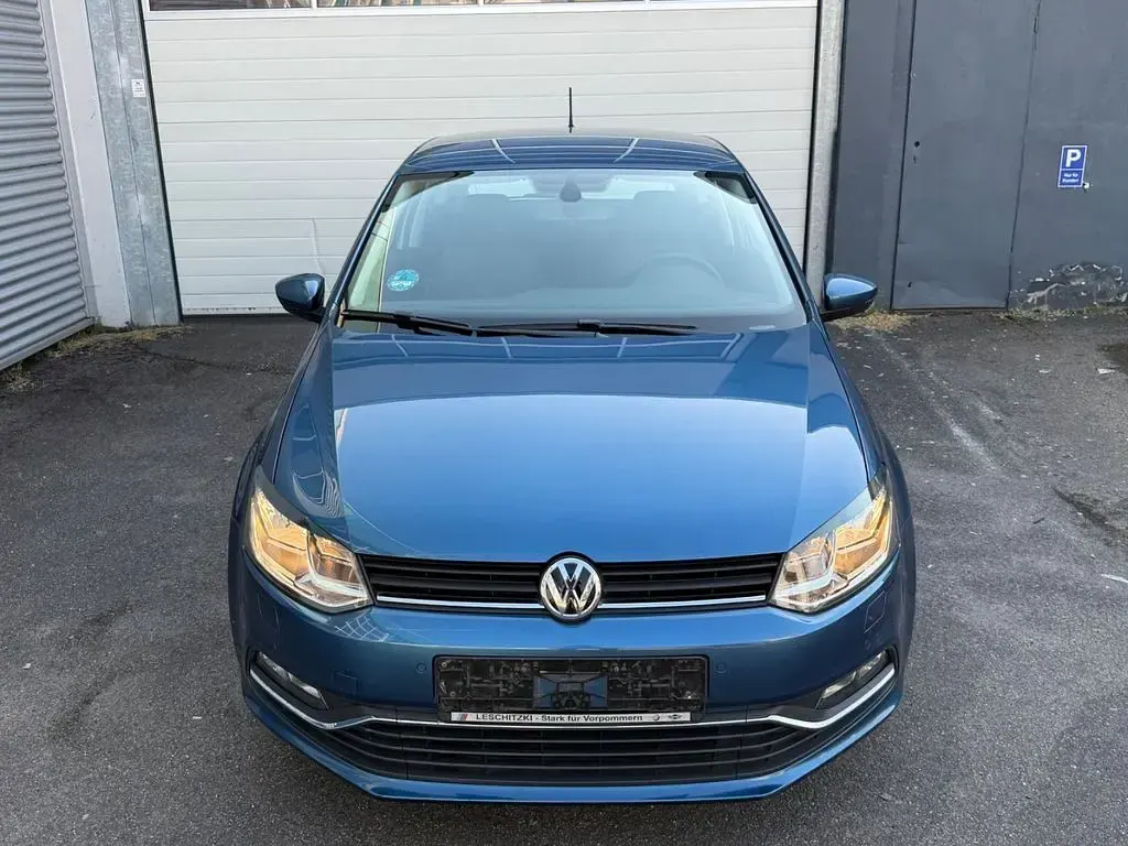 Gebraucht VW Polo Comfortline 90 PS (66 kW) 2016 Blau