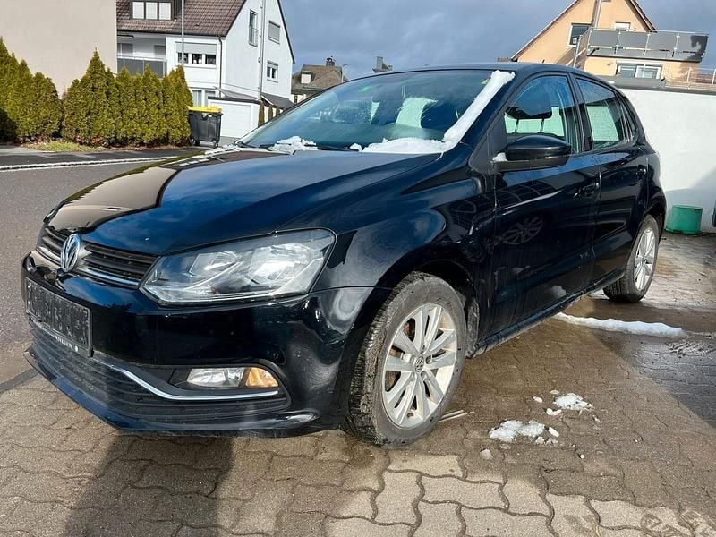Gebraucht VW Polo Comfortline 60 PS (44 kW) 2016 Schwarz Kleinwagen