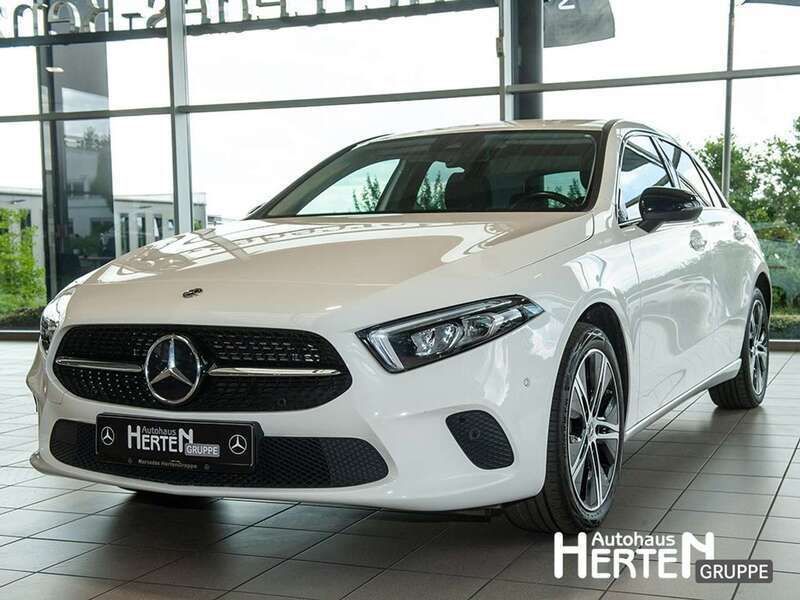 Polarweiß Gebraucht 2022 Mercedes A250 Progressive Limousine | 27.800 € (Fairer Preis) - Bild 1/4