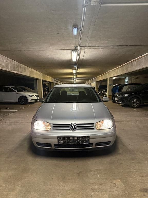 Gebraucht VW Golf IV Pacific 75 PS (55 kW) 2003 Silber Limousine
