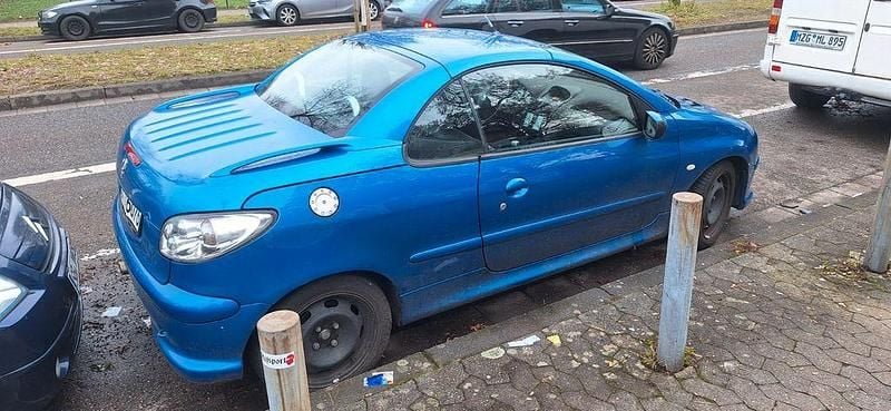Gebraucht Peugeot 206 CC Platinum 136 PS (100 kW) 2003 Blau Cabrio