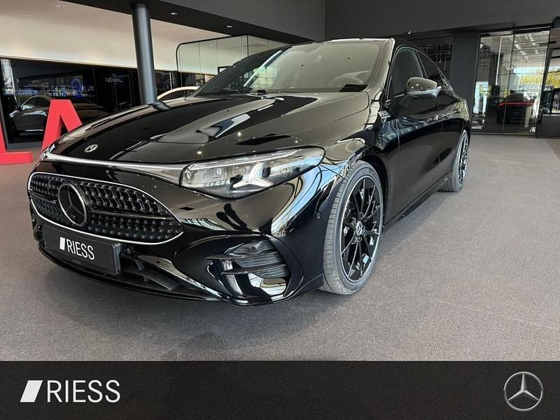 Gebraucht Mercedes CLA200 AMG line 184 PS (135 kW) 2026 Nachtschwarz uni Coupé