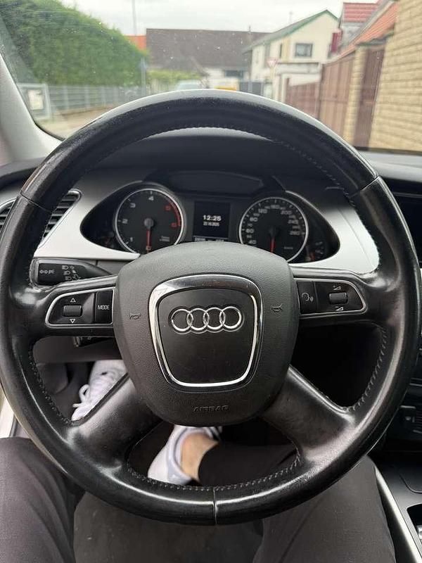 Gebraucht Audi A4 Ambiente 143 PS (105 kW) 2010 Weiß Kombi