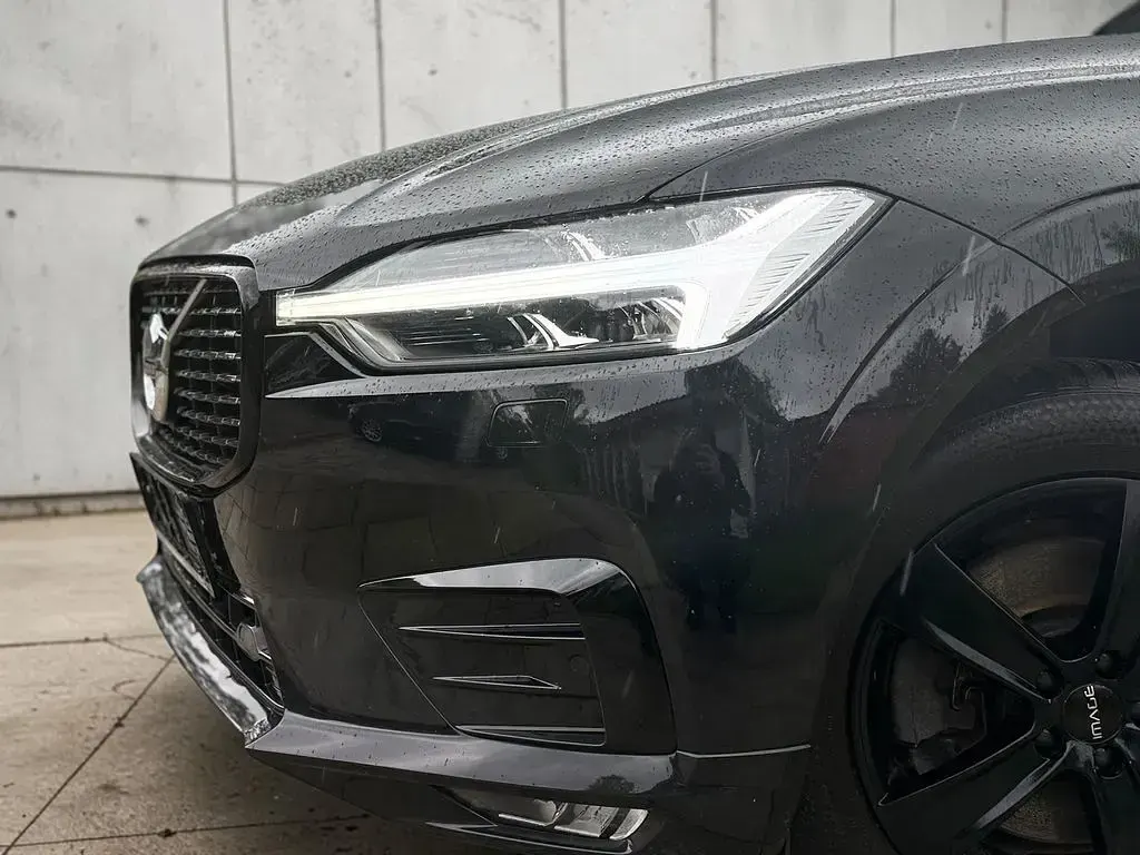 Gebraucht Volvo XC60 R-Design 197 PS (144 kW) 2021 Schwarz SUV