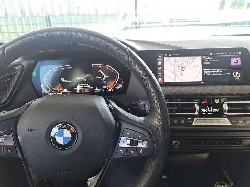 Gebraucht BMW 118 Advantage 136 PS (100 kW) 2022 Schwarz Kleinwagen