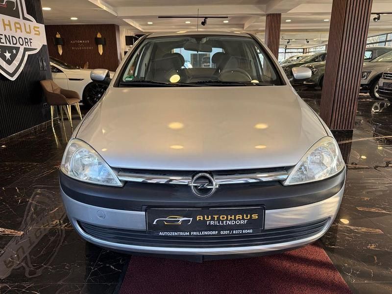 Second-hand Opel Corsa Njoy 75 CP (55 kW) 2003 Argintiu Hatchback