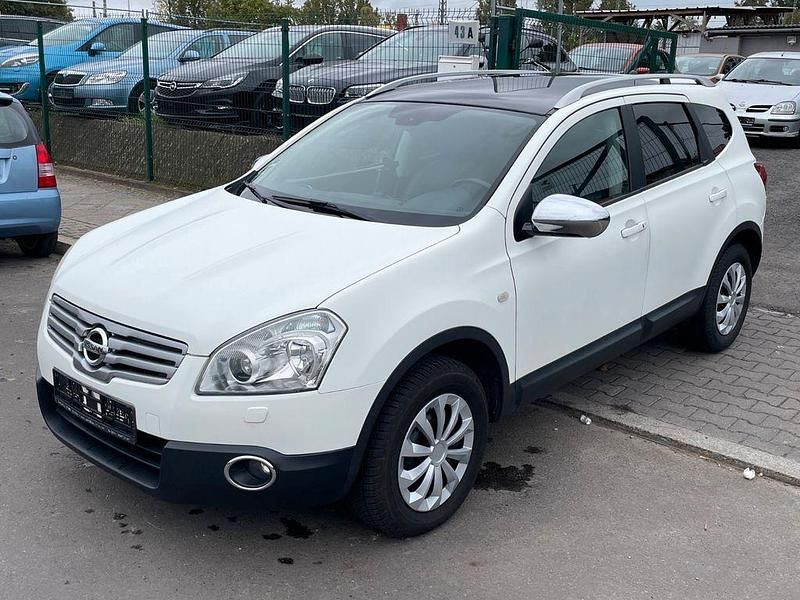 Weiß Gebraucht 2009 Nissan Qashqai +2 SUV | 3.999 € (Etwas zu teuer) - Bild 1/4