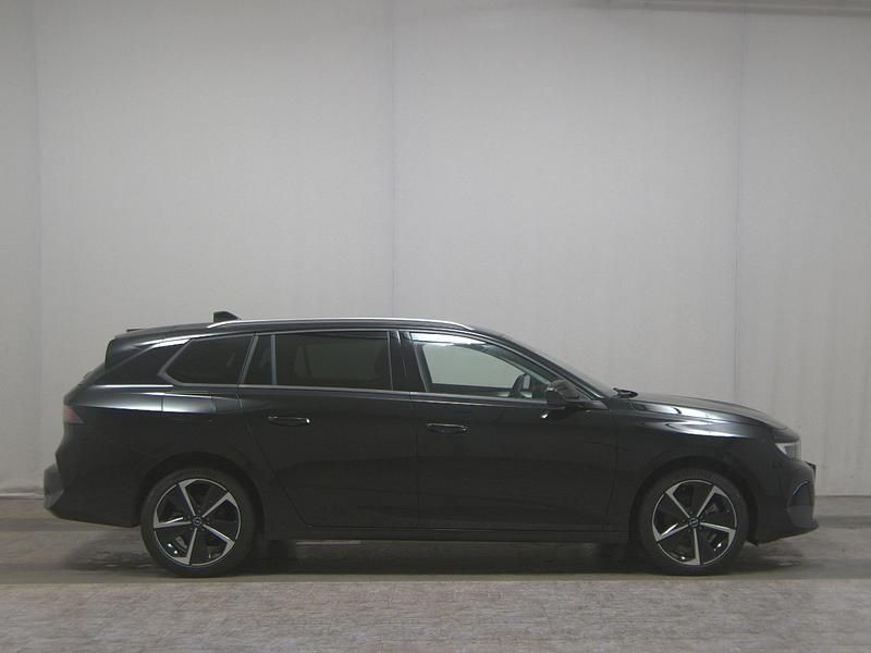 Gebraucht Opel Astra Elegance 131 PS (96 kW) 2023 Schwarz Kombi